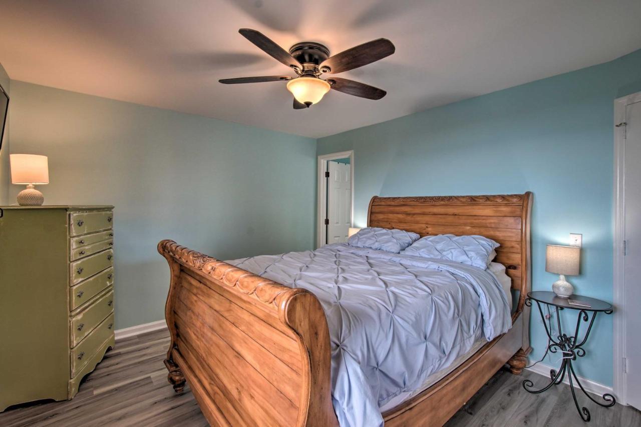 Ocean-View Condo With Deck, Steps To Carolina Beach! Exterior foto