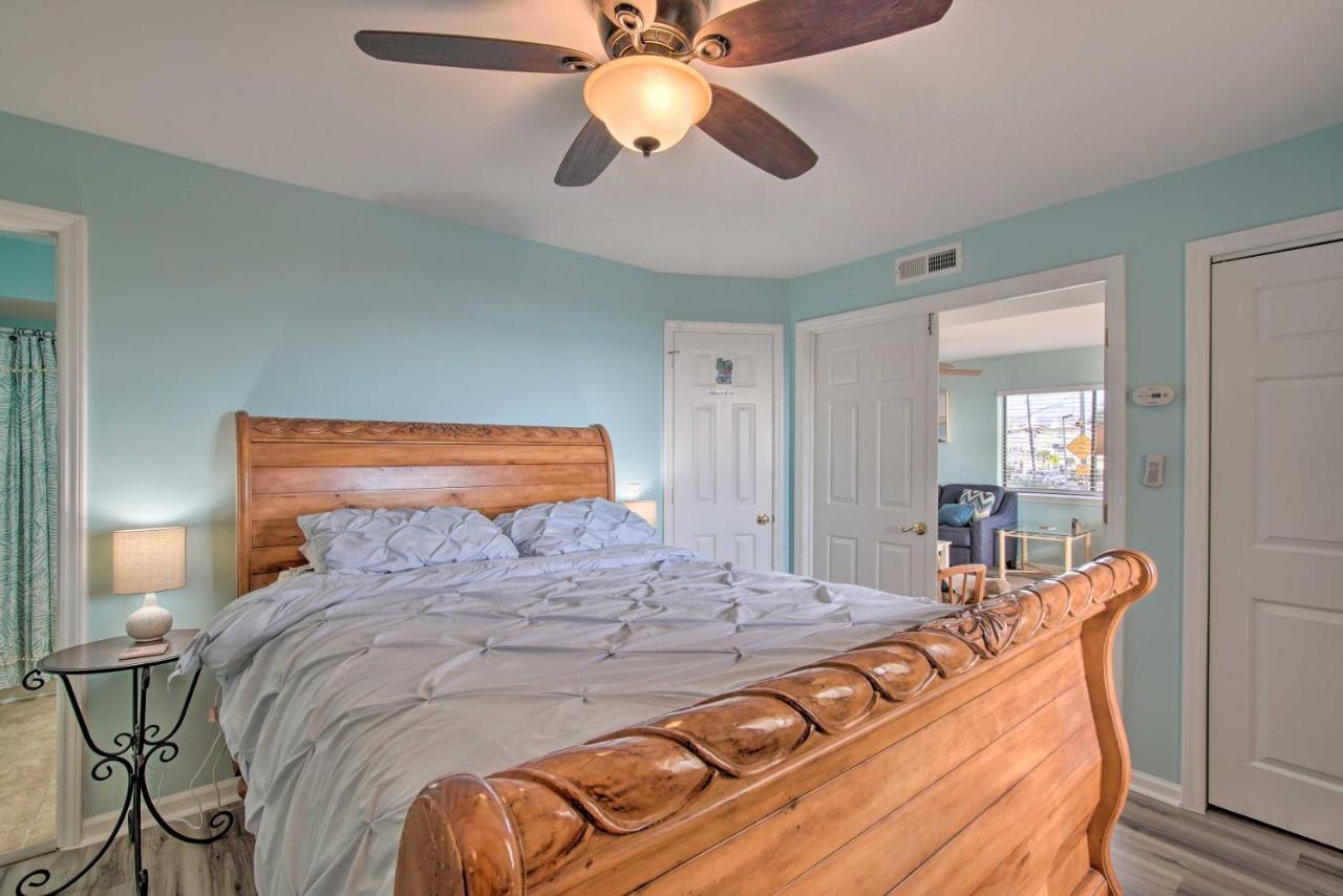 Ocean-View Condo With Deck, Steps To Carolina Beach! Exterior foto